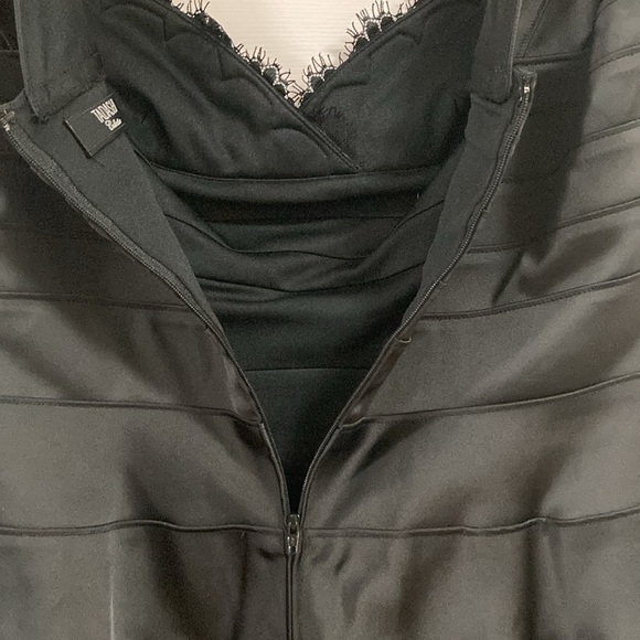 Tadashi Collection Dress Size 12 Black - Picture 6 of 12